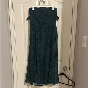 Elegant Green Strapless Dress